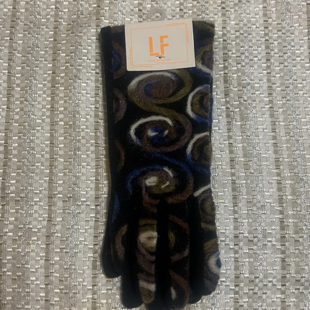 NWT Yarn Swirl Embroidered Texting Gloves S/M OS